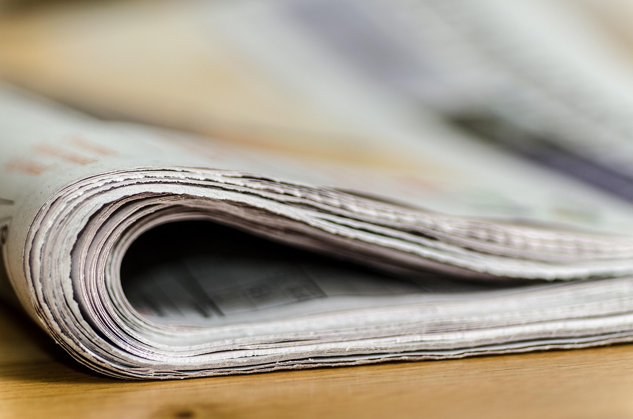 Folded newspaper, Image by Andrys Stienstra from Pixabay
